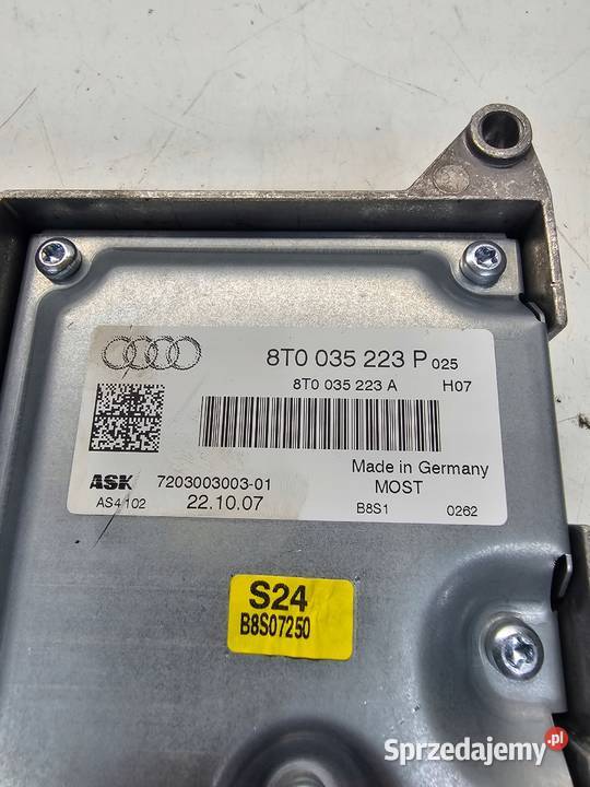 WZMACNIACZ RADIA AUDI A4 A5 Q5 8T0035223P osobowe Przystajń