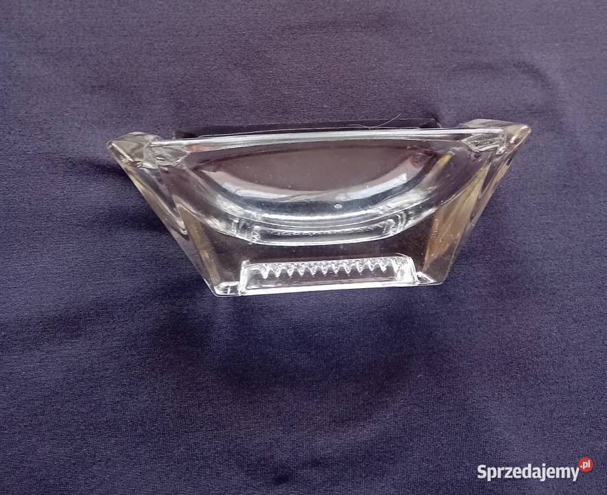 Popielniczka art deco ze szkła bezbarwnego około Koźminek