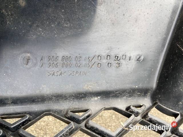 Grill Sprinter W906 9068800285 9068800385 Części montażowe Motoryzacja Maszewo