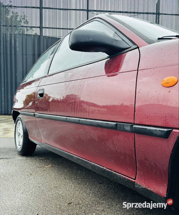 Opel Astra I 14 benzyna 1997r
