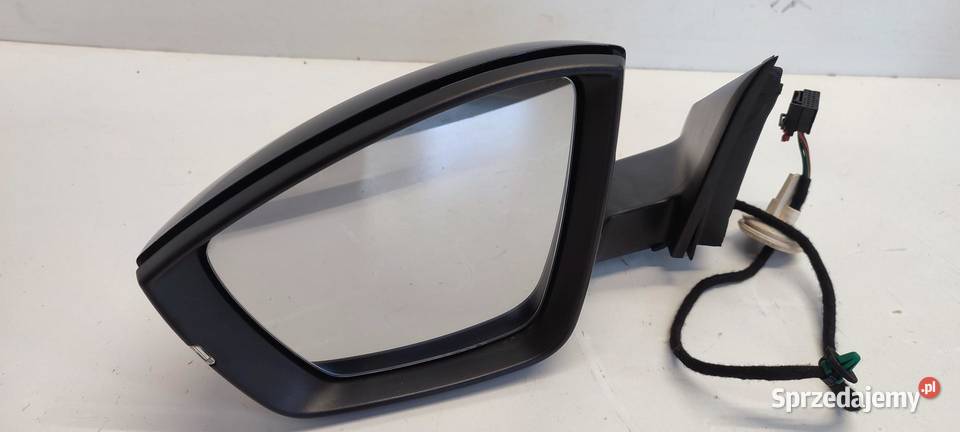 SKODA KAROQ LUSTERKO LEWE 9PIN LF9R osobowe sprzedam