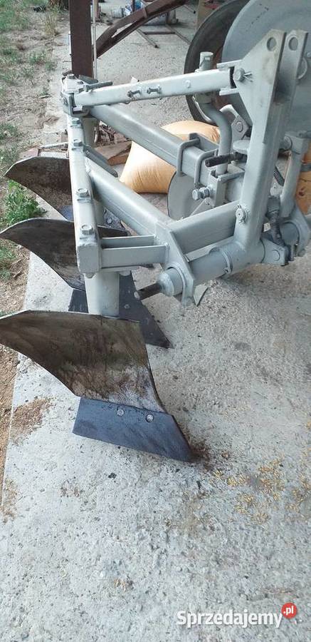 Pługi 3 skibowe grudziądz Pługi