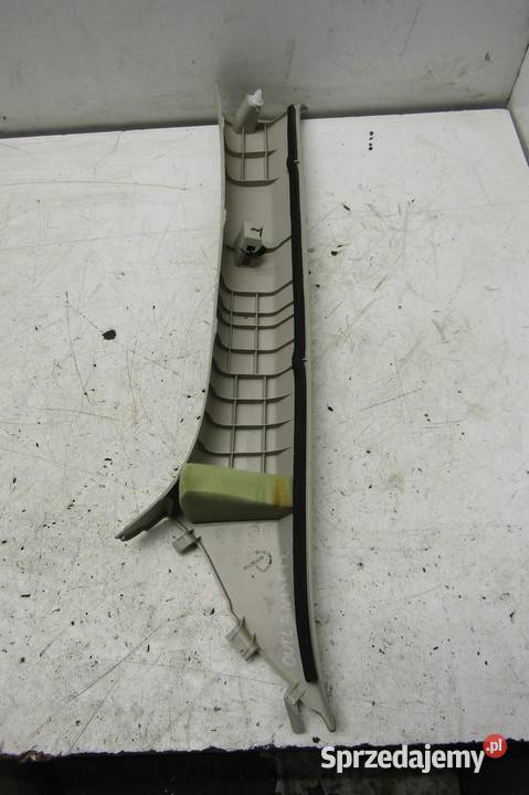 OSŁONA POSZYCIE SŁUPKA PRAWE MITSUBISHI