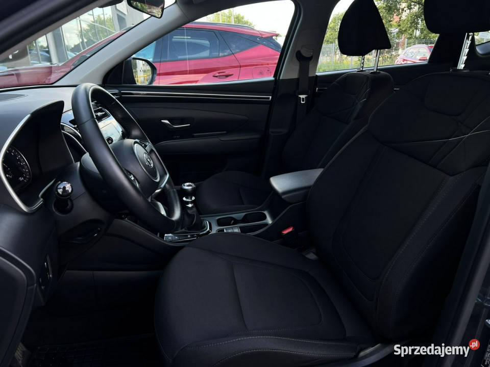 Hyundai Tucson 16TGDI 6MT 150 Modern Car Play światła do jazdy dziennej sprzedam