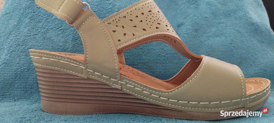 Sandały oliwkowe letnie damskie nowe z USA 24cm Bolesławiec