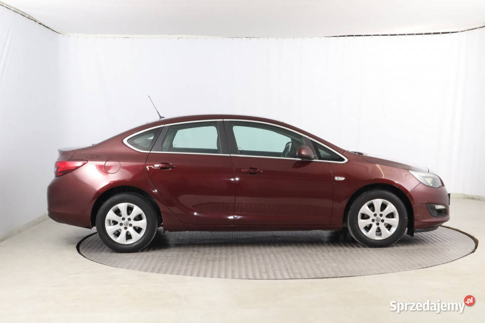 Opel Astra 14 T śląskie