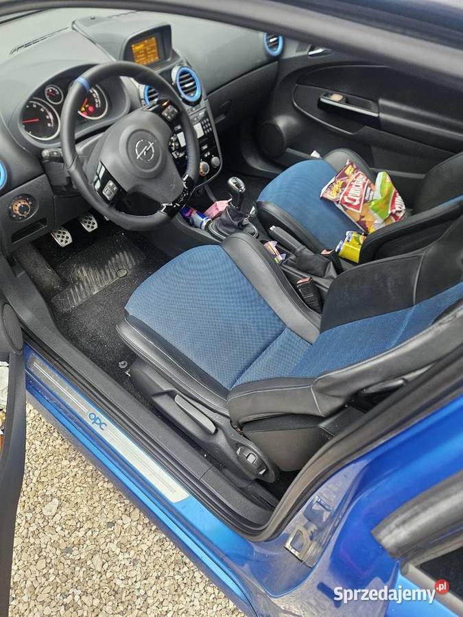 Corsa D OPC cala na części silnik benzyna łódzkie Gomunice