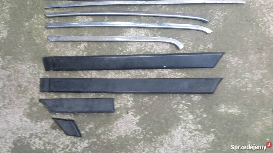 Listwy boczne drzwi Fiat 125p Jedlicze
