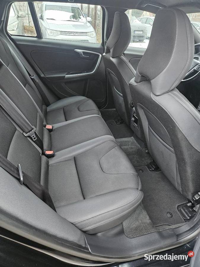 Volvo V60 20 DieselLiftBogate Wyposażenie kupiony w Polsce V60 Wrocław