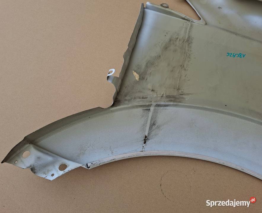 MERCEDES SPRINTER W906 LIFT BŁOTNIK LEWY PRZÓD osobowe Bieleń
