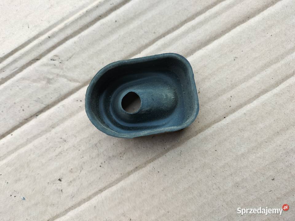 AUDI 80B3 B3 USZCZELKA RĄCZKI PODNOŚNIKA SZYB Kamień-Kolonia