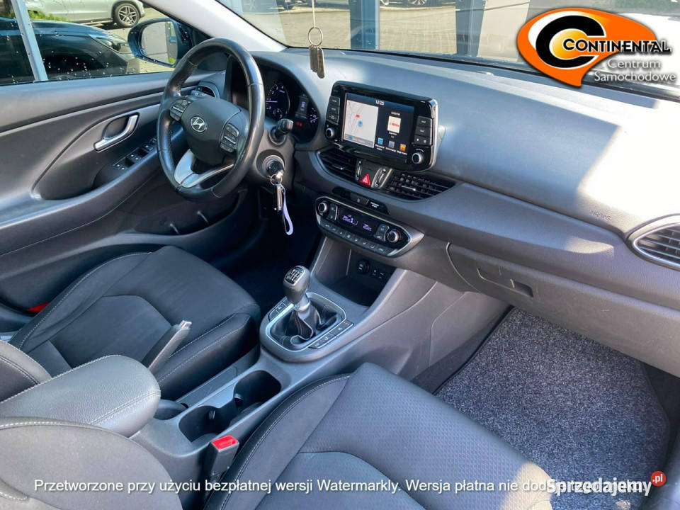 Hyundai i30 Bogate wyposażeniebenzynka III 2017 Żory
