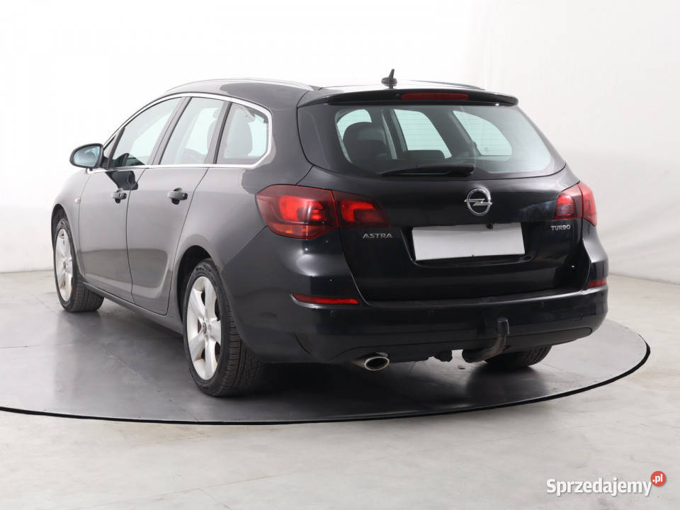 Opel Astra 14 T sprzedam