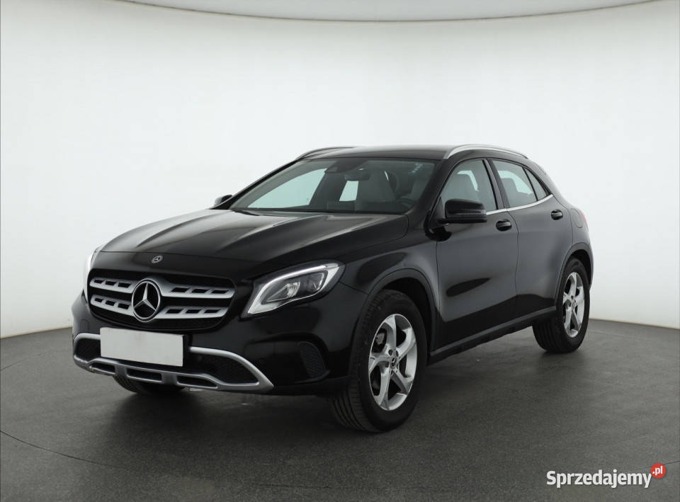Mercedes GLA GLA 200 mazowieckie Piaseczno