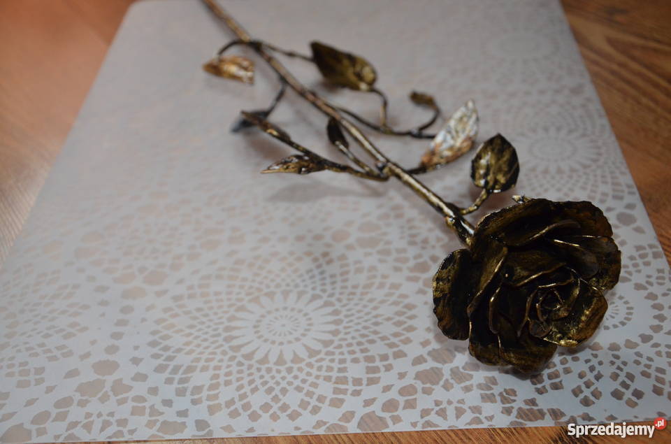 Róża z metalu wielokolorowy Buków sprzedam