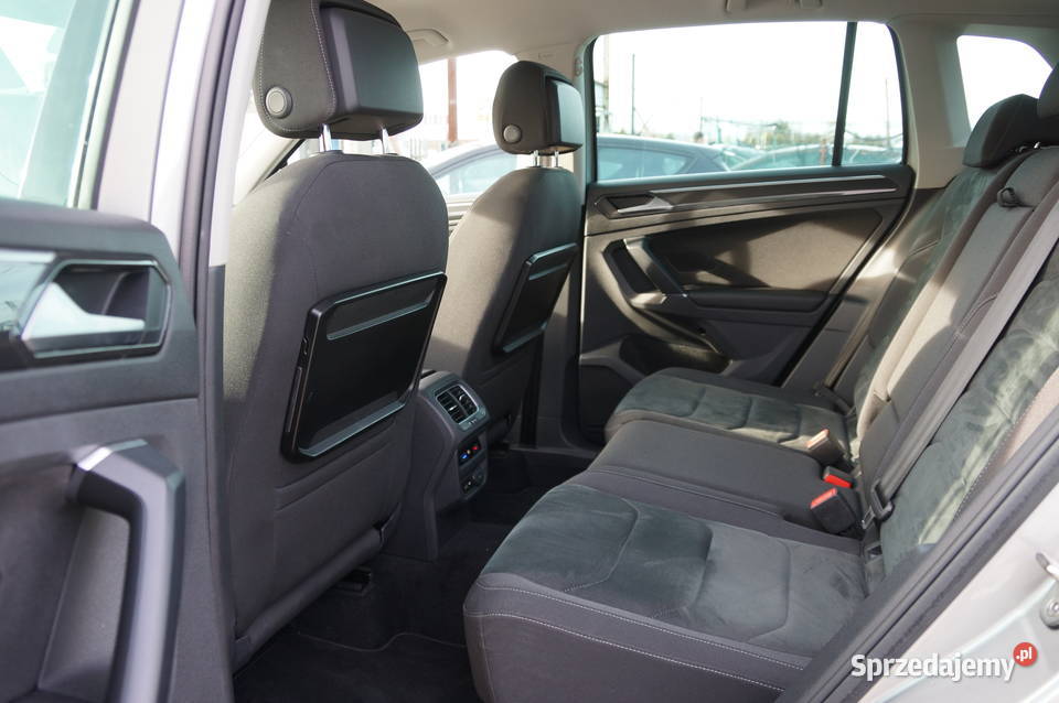 Volkswagen Tiguan 20 TDI CR 150 4x4 Virtual Navi światła przeciwmgielne Nowy Sącz