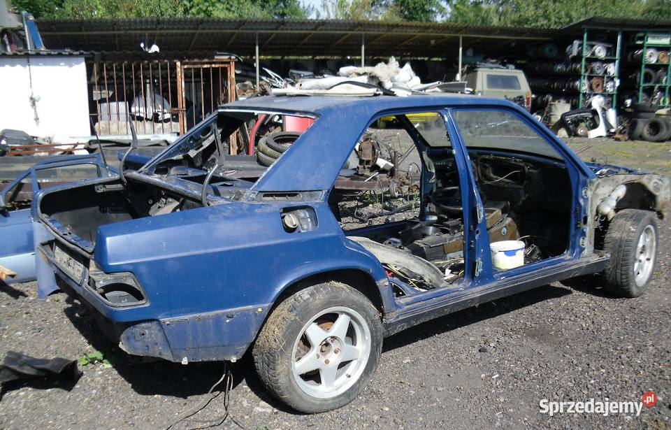 Mercedes 190 W201 1982 Wyprzedaję kolekcje aut Celestynów