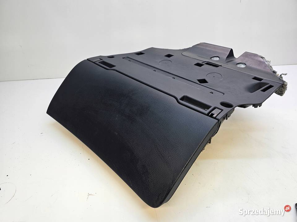 SCHOWEK PASAŻERA AUDI A6 C6 LIFT 4F1857035BB osobowe śląskie Przystajń