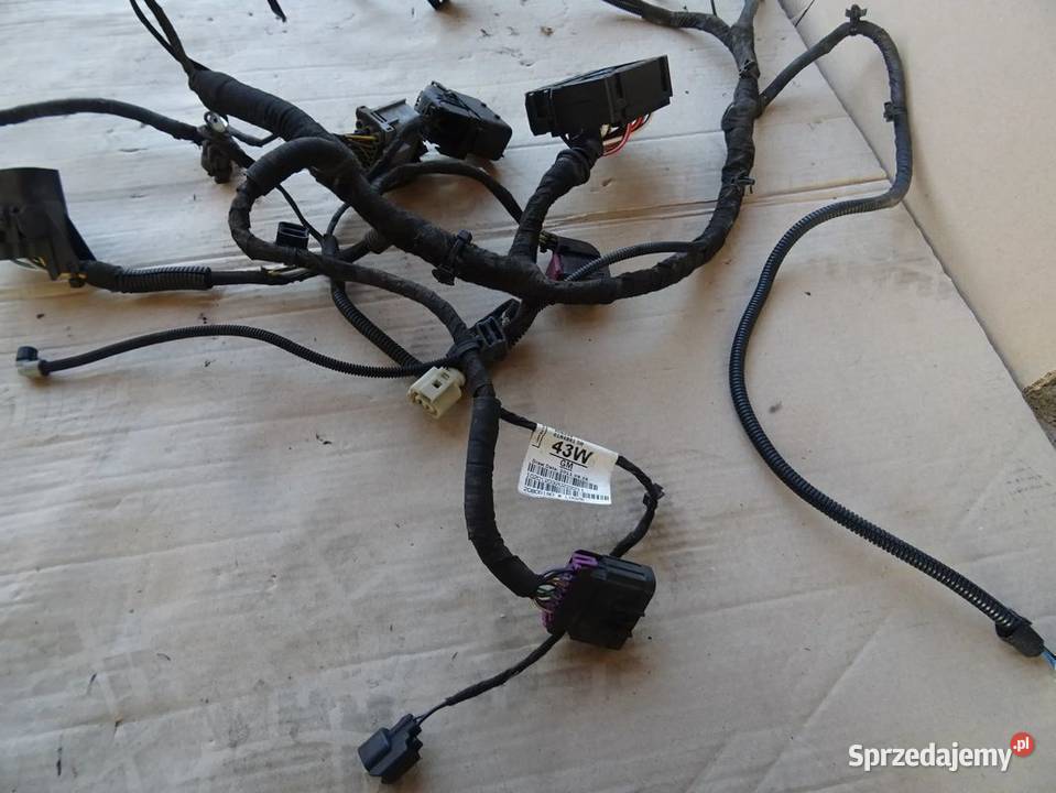 Przewody elektryczne do przodu Opel Zafira C Parcice