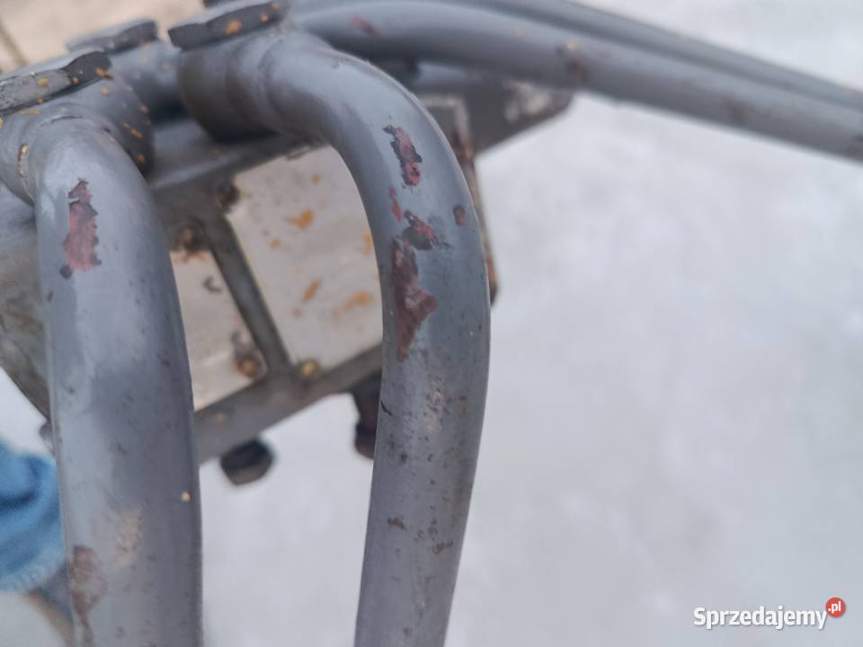 Rozdzielacz Ursus C330 na błotnik