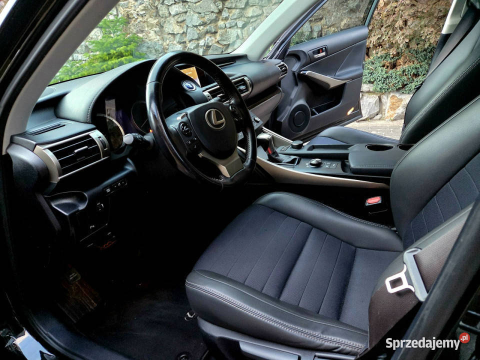Lexus IS Bezwypadek Piękny III 2013 2494cm3 IS Zagnańsk