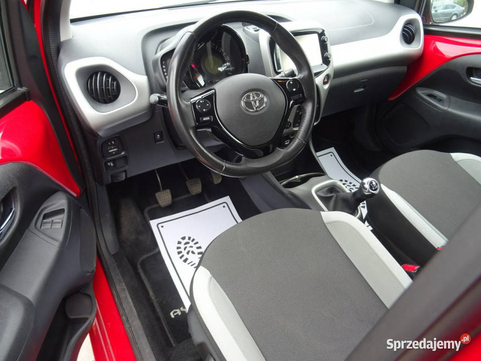 Toyota Aygo 10 VVI XPLAY Samochód w super stanie 122237km Aygo łódzkie Łódź