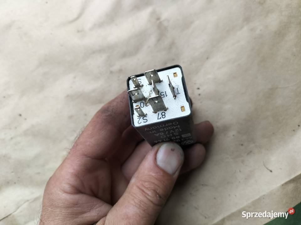 PRZEKAŹNIK AUDI VW 76 443927826 Motoryzacja Kamień-Kolonia sprzedam