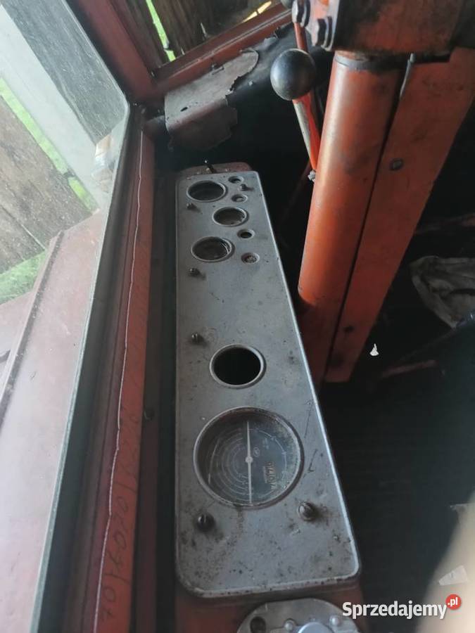 Ciągnik rolniczy t 25 Władimirec pierwszy Wołoskowola