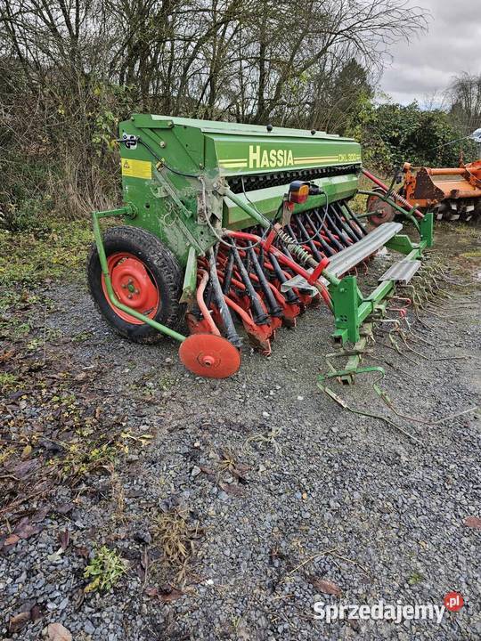Siewnik Hassia 3m DKL kujawsko-pomorskie Kolonia Bodzanowska