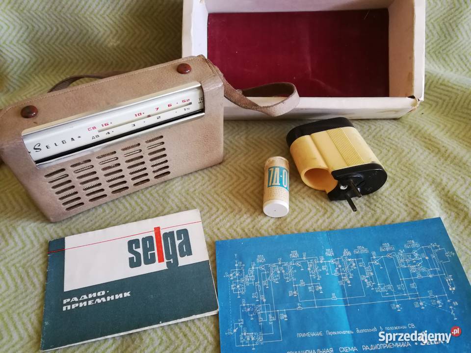 Radio Selga z ładowarką akumulator i dokum ZSRR Szczecin