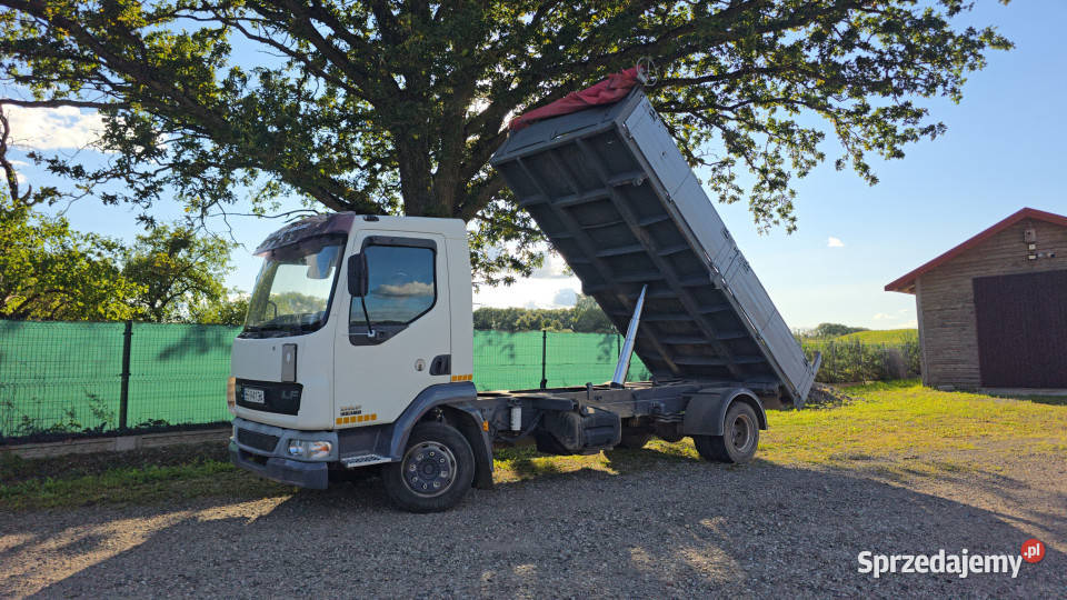 Wywrotka DAF LF 45180 na 3 strony ładowność 3259 Rok produkcji 2002 Samochody ciężarowe Augustów