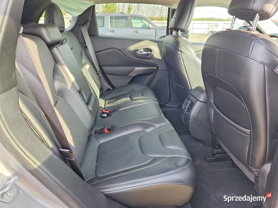 JEEP CHEROKEE LIMITED 32 V6 4x4 2019 Cherokee Lublin sprzedam