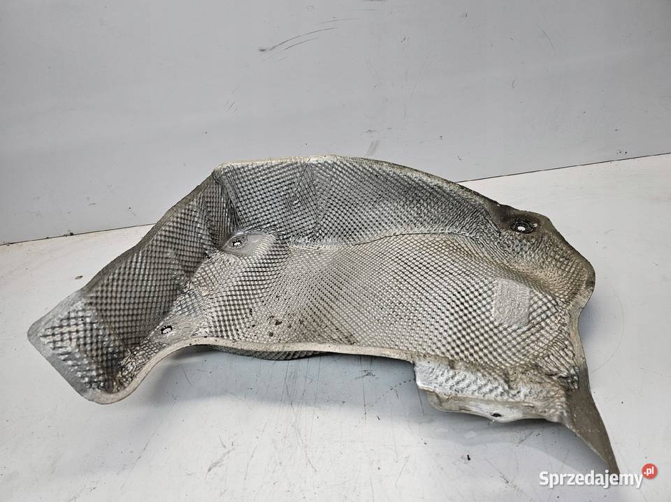 OSŁONA TERMICZNA WYDECHU AUDI A3 8V VW 5Q0825729 Przystajń