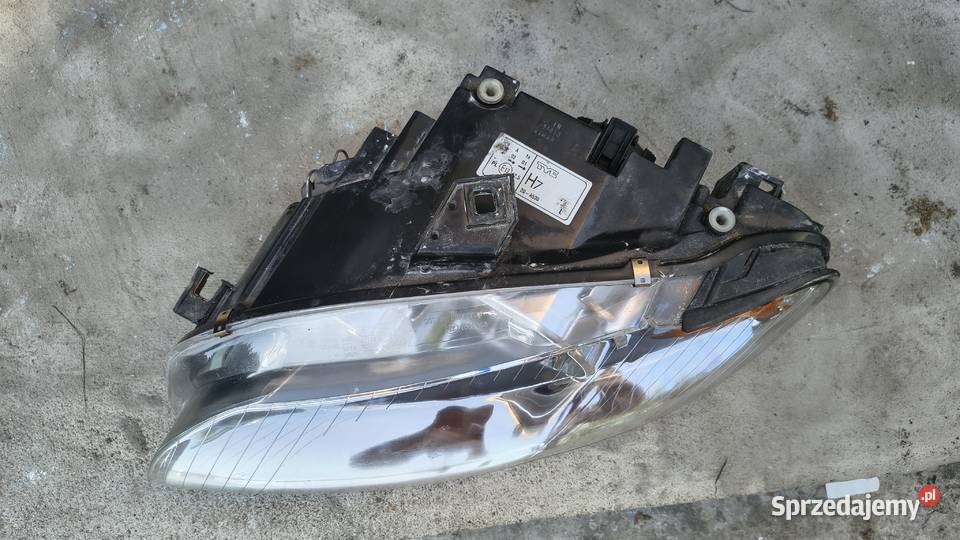 Audi A4 B7 Lewa Lampa przód Ostrowiec Świętokrzyski