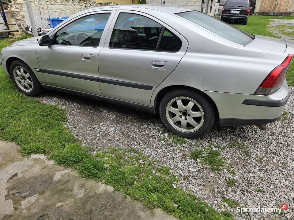 VOLVO S60 I 24 D5 163 manualna Głusko Duże