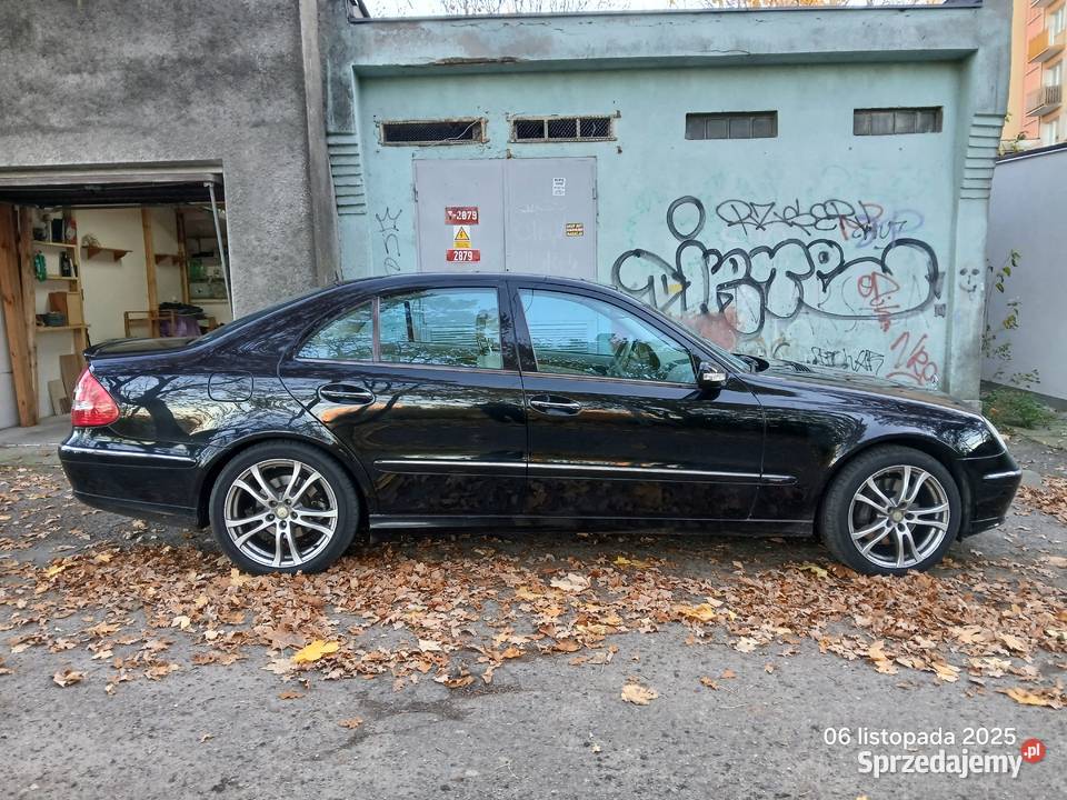 MERCEDES E500 W211 50 V8 LPG jasne wnętrze Gdynia