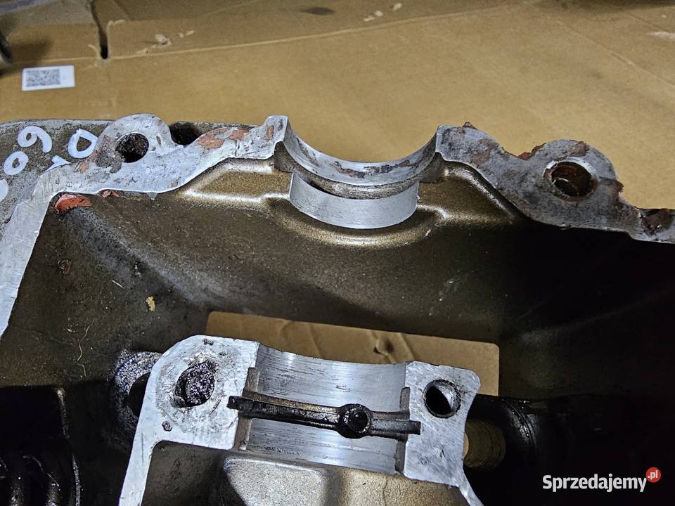 Suzuki DR 600 głowica zawory sprężyny dr600 Cylindry, głowice, pierścienie Jelenia Góra