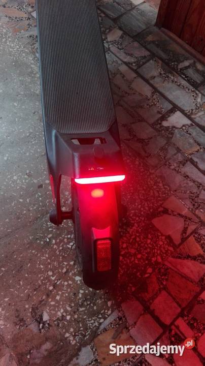 Hulajnoga ElektrycznaXiaiomi Nowa Rewal sprzedam