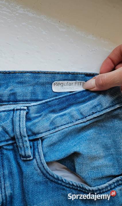 Jeansowe shorty Bershka Poznań