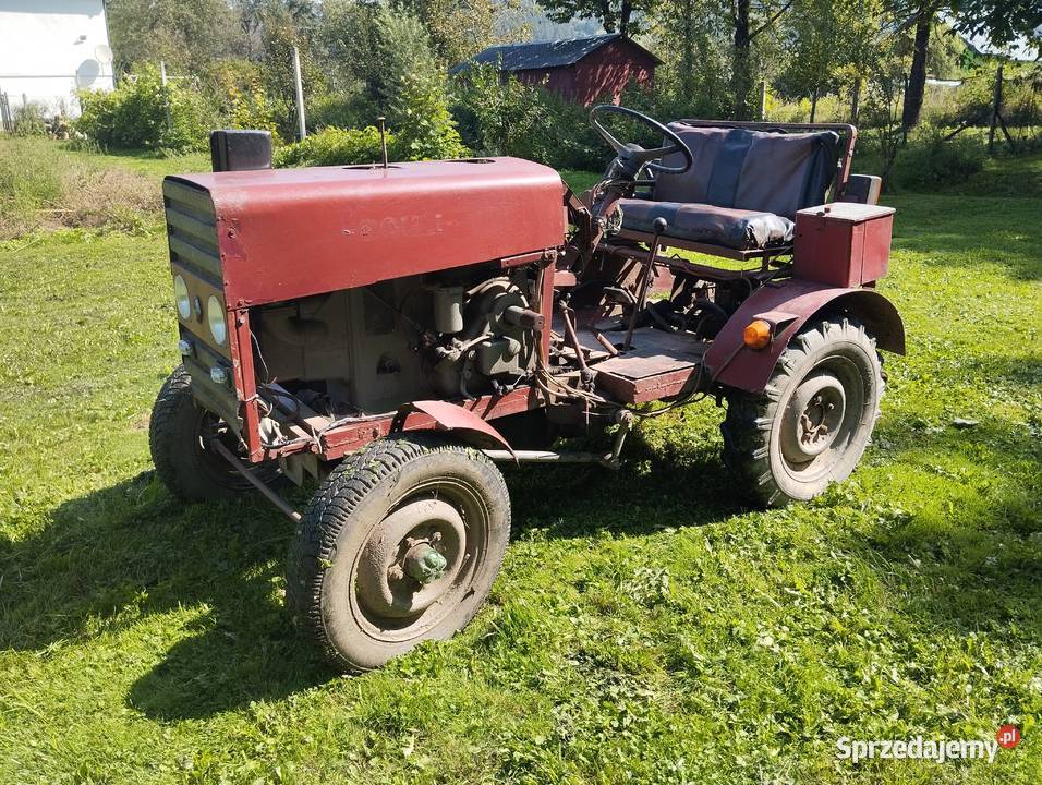 Ciągnik sam s18