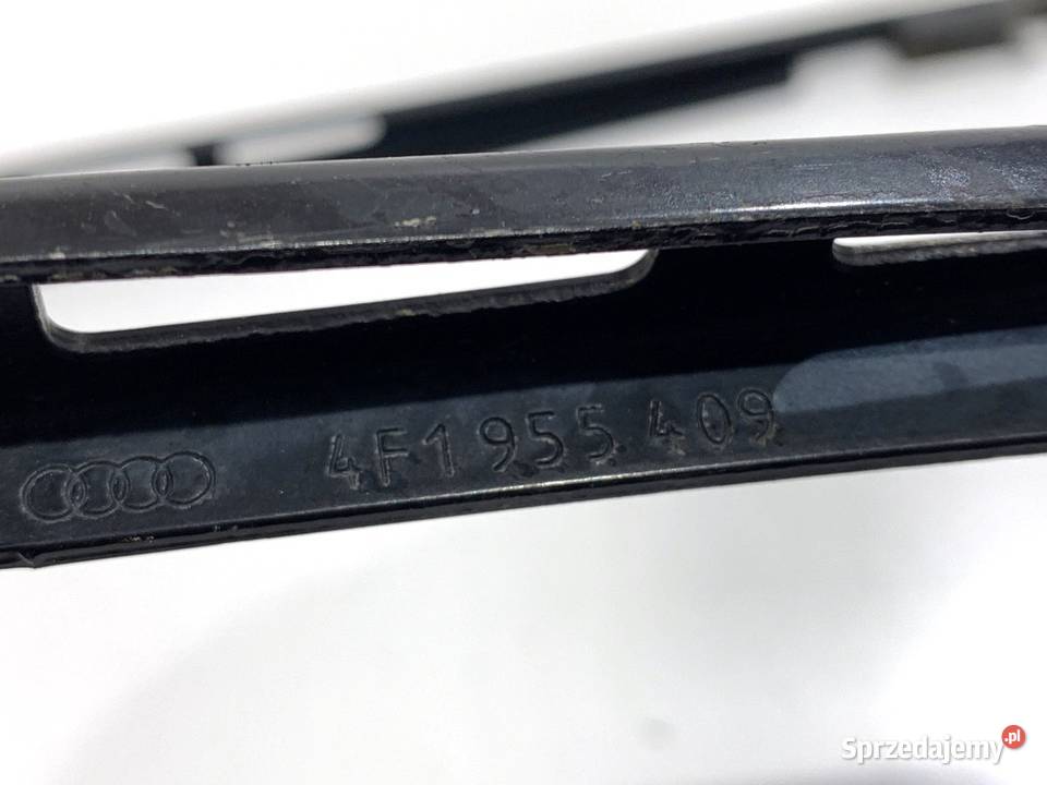 RAMIĘ WYCIERACZKI KOMPLET PRZÓD AUDI A6 C6 0411