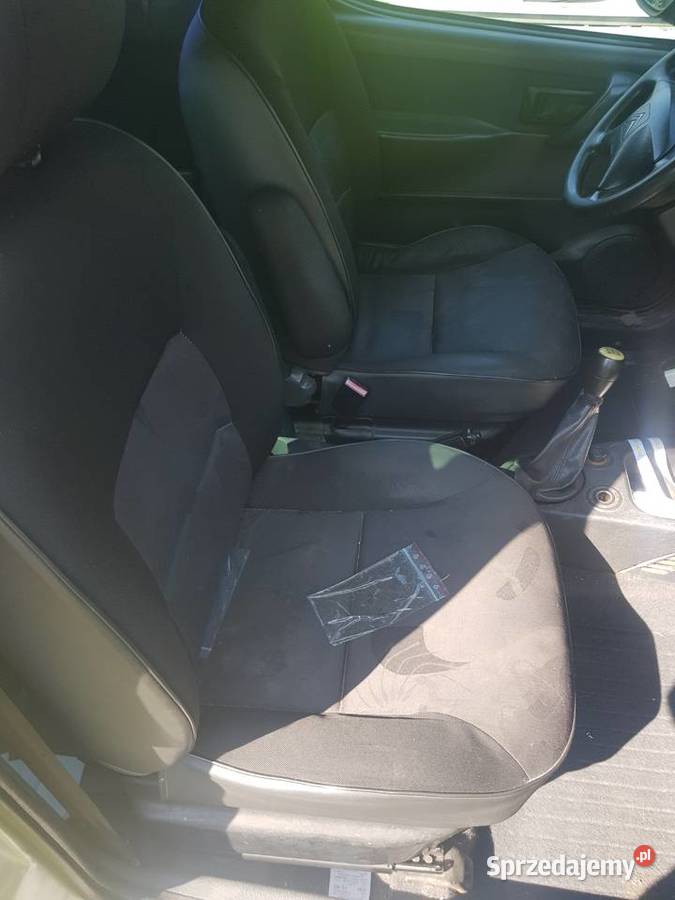 Citroen berlingo fotele kanapa tyl kpl pasy Jędrzejów sprzedam