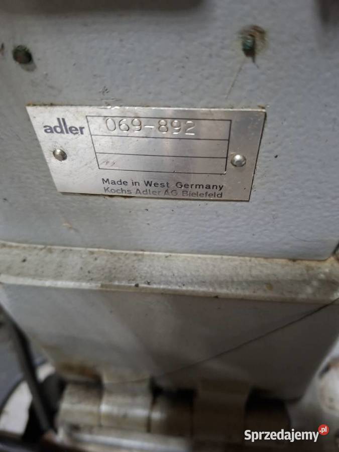 Maszyna szwalnicza Lamowacz Adler 069892
