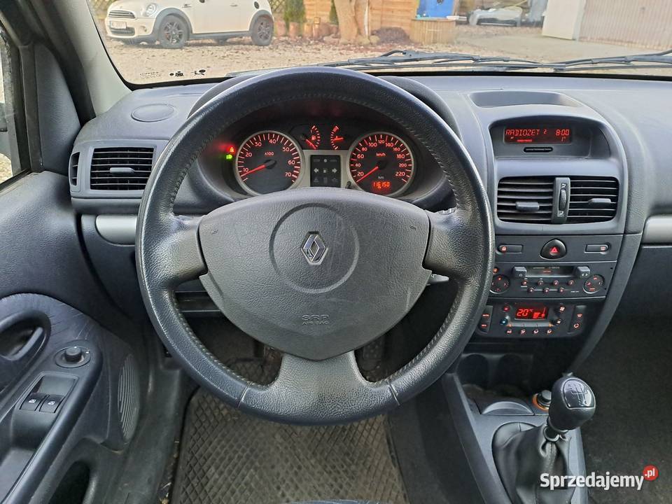 Renault Clio 12 16v przebieg 116000 lakier metallic Grodzisk Mazowiecki