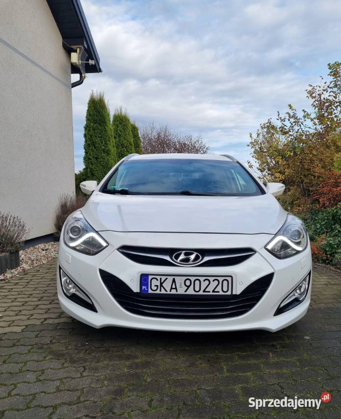 Hyundai i40 17 HYNDAI I 40 KOMBI 4/5 Przodkowo
