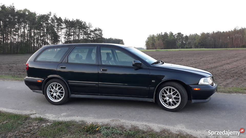 Volvo v40 19 t4 200 V40 Gozdy