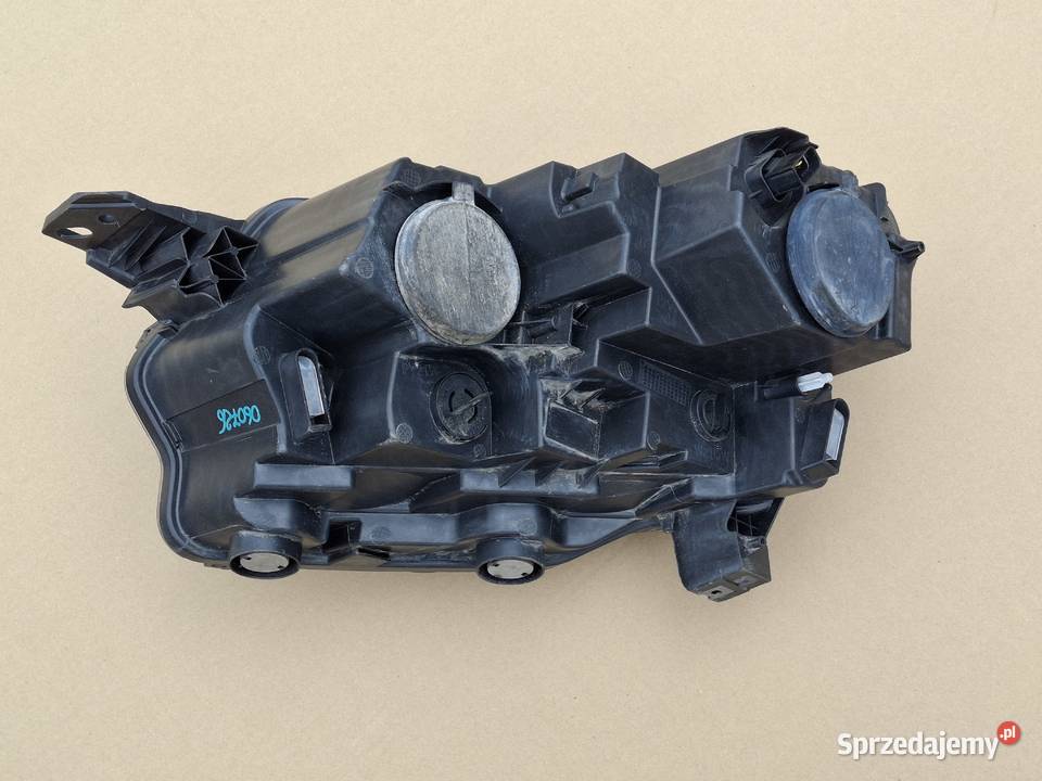 CITROEN BERLINGO IV 4 REFLEKTOR PRAWY LAMPA osobowe Bieleń