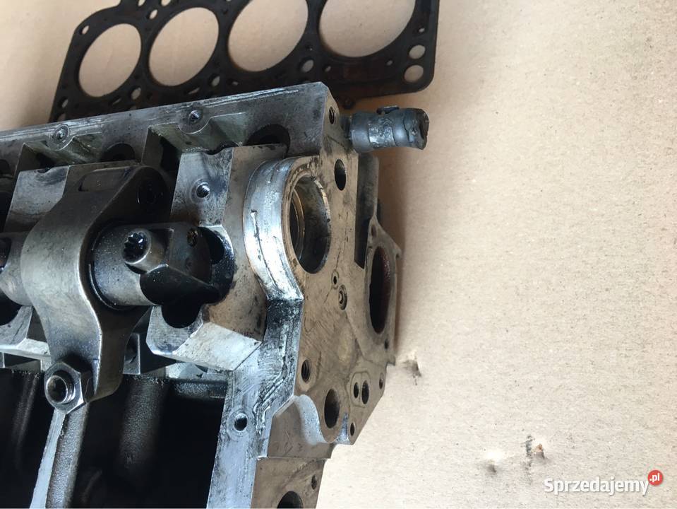 Głowica 19TDI Passat b5 FL audi a4 038103373R sprzedam