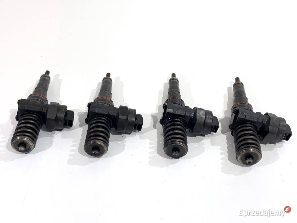 POMPOWTRYSKIWACZE KOMPLET AUDI A4 B5 038130073J podkarpackie