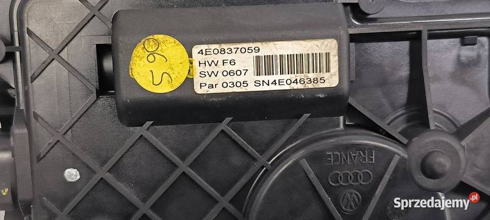 DOCIĄG DRZWI AUDI A8 D3 4E0837059 Lipno